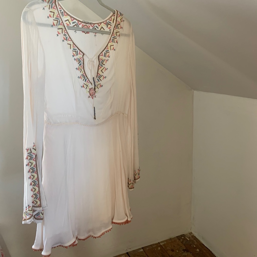 YA Los Angeles Medium Dress w/ detailing